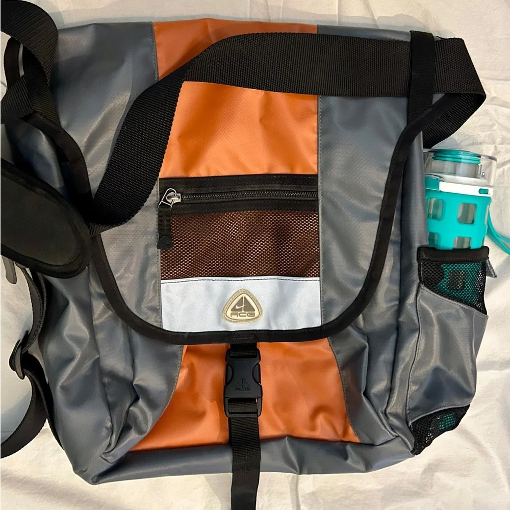 Y2K Nike ACG Tech Messenger Bag ~ Rare Early 2000s